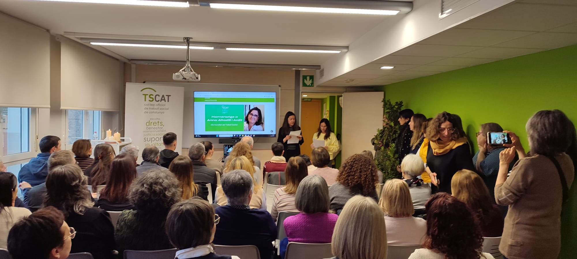 Homentage Anna Altadill