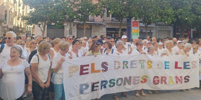 Caminades als municipis per celebrar el Dia Mundial de Sensibilització sobre el maltractament a la Gent Gran